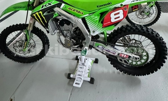 クミ Motorbikes for sale in uganda - carkibanda