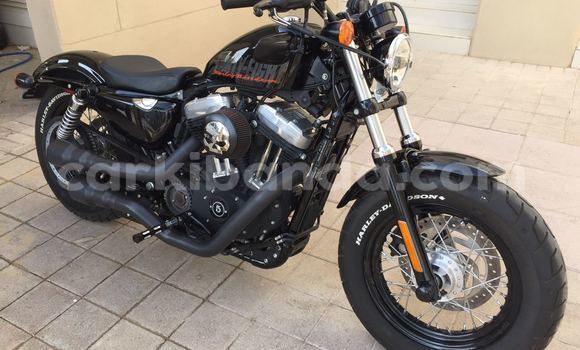 Nunua Ilio tumika Harley Davidson Sportster Nyeusi Bike ndani ya Kampala nchini Uganda