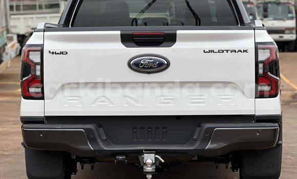 Gura Yakoze Ford Ranger White Imodoka i Kampala mu Uganda Gura Yakoze Ford Ranger White Imodoka i Kampala mu Uganda