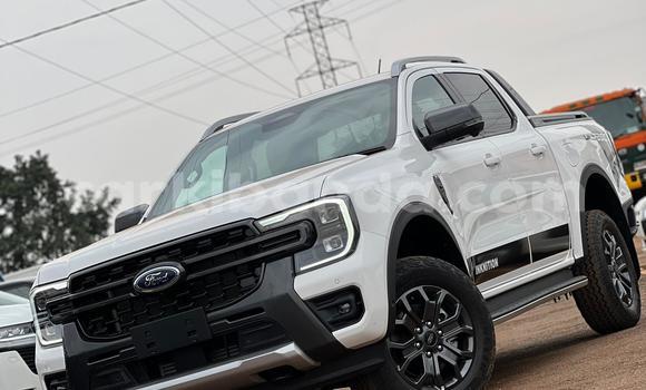 Gura Yakoze Ford Ranger White Imodoka i Kampala mu Uganda Gura Yakoze Ford Ranger White Imodoka i Kampala mu Uganda