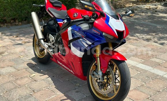 Buy Used Honda CBR 1000 RR Red Bike in Kampala in Uganda