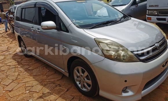 Acheter Occasion Voiture Toyota ISis Autre à Kampala, Ouganda Acheter Occasion Voiture Toyota ISis Autre à Kampala, Ouganda