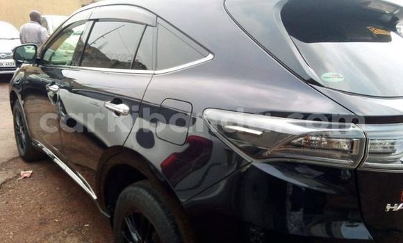 Nunua Ilio tumika Toyota Allion Nyingine Gari ndani ya Apac nchini Kaskazini