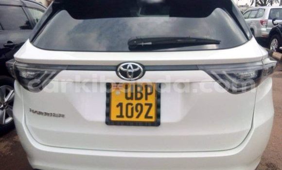 Acheter Occasion Voiture Toyota Harrier Autre à Kampala, Ouganda Acheter Occasion Voiture Toyota Harrier Autre à Kampala, Ouganda
