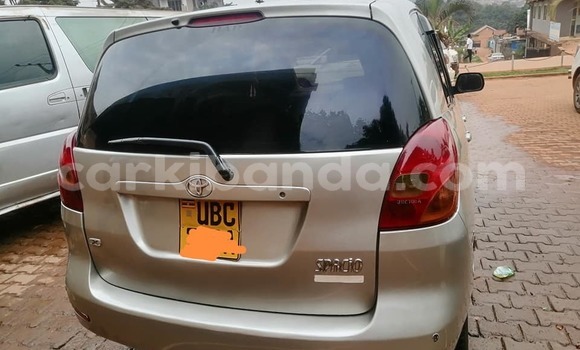 Gura Yakoze Toyota Spacio Other Imodoka i Bugembe mu Eastern Gura Yakoze Toyota Spacio Other Imodoka i Bugembe mu Eastern