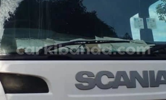 Buy Used Scania R420 White Truck in Bombo in Central Buy Used Scania R420 White Truck in Bombo in Central