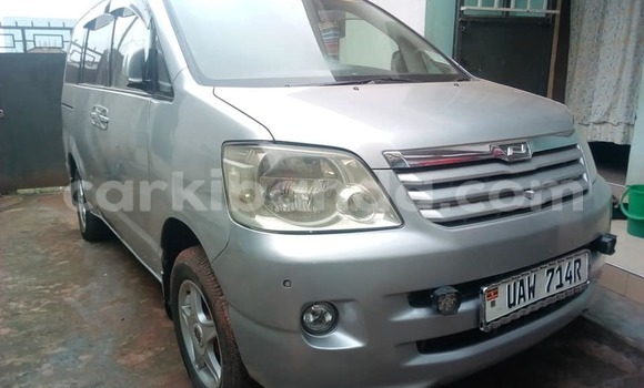 Buy Used Toyota Noah Silver Car in Kampala in Uganda Buy Used Toyota Noah Silver Car in Kampala in Uganda