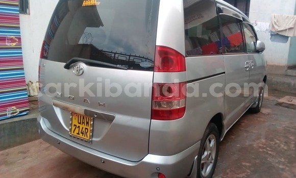 Buy Used Toyota Noah Silver Car in Kampala in Uganda Buy Used Toyota Noah Silver Car in Kampala in Uganda