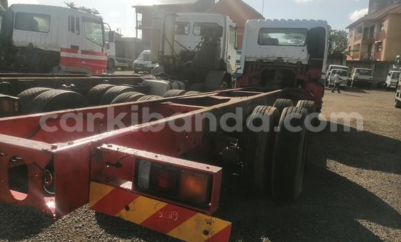 Gura Yakoze Ford E 150 Cargo Van White Ikamyo i Bugiri mu Eastern Gura Yakoze Ford E 150 Cargo Van White Ikamyo i Bugiri mu Eastern