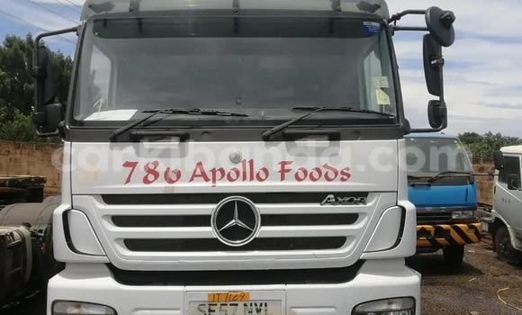 Buy Used Mercedes‒Benz 1213 White Truck in Bombo in Central