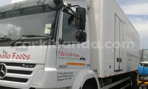 Buy Used Mercedes‒Benz 1213 White Truck in Bombo in Central Buy Used Mercedes‒Benz 1213 White Truck in Bombo in Central