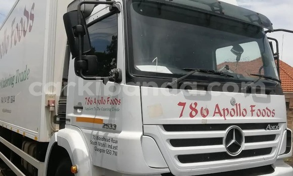 Buy Used Mercedes‒Benz 1213 White Truck in Bombo in Central Buy Used Mercedes‒Benz 1213 White Truck in Bombo in Central
