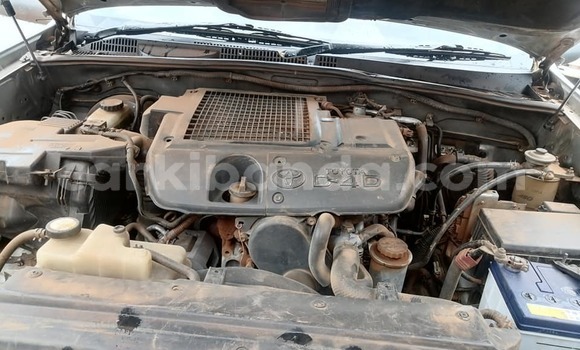 Gura Yakoze Toyota Prado Other Imodoka i Bugembe mu Eastern Gura Yakoze Toyota Prado Other Imodoka i Bugembe mu Eastern