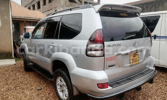 Gura Yakoze Toyota Prado Other Imodoka i Bugembe mu Eastern Gura Yakoze Toyota Prado Other Imodoka i Bugembe mu Eastern