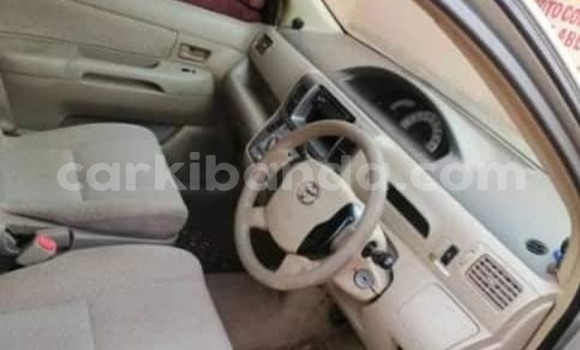 Acheter Occasion Voiture Toyota Raum Autre à Bugiri, Est Acheter Occasion Voiture Toyota Raum Autre à Bugiri, Est