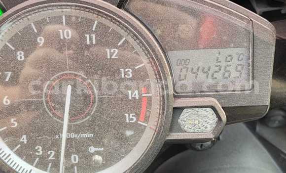 Buy Used Yamaha R1 White Bike in Kampala in Uganda Buy Used Yamaha R1 White Bike in Kampala in Uganda