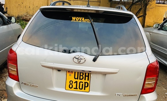 Gura Yakoze AC Ace Silver Imodoka i Kampala mu Uganda Gura Yakoze AC Ace Silver Imodoka i Kampala mu Uganda