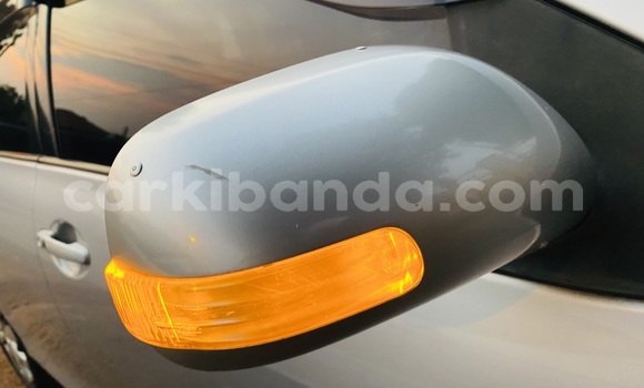 Gura Yakoze AC Ace Silver Imodoka i Kampala mu Uganda Gura Yakoze AC Ace Silver Imodoka i Kampala mu Uganda