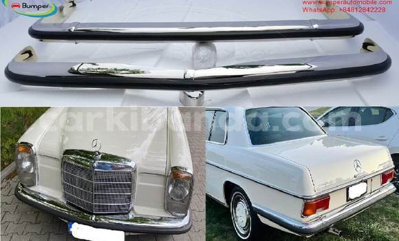 Acheter Neuf Voiture Mercedes‒Benz 250 Gris à Kampala, Ouganda
