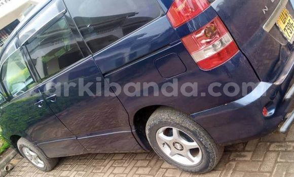 Gura Yakoze Toyota Noah Blue Imodoka i Arua mu Uganda Gura Yakoze Toyota Noah Blue Imodoka i Arua mu Uganda