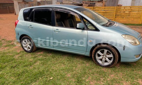 Gura Yakoze Toyota Spacio Blue Imodoka i Bugembe mu Eastern Gura Yakoze Toyota Spacio Blue Imodoka i Bugembe mu Eastern