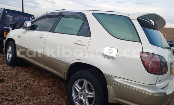 Acheter Occasion Voiture Toyota Harrier Autre à Adjumani, Nord Acheter Occasion Voiture Toyota Harrier Autre à Adjumani, Nord