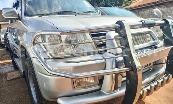 Nunua Ilio tumika Toyota Land Cruiser Prado Nyingine Gari ndani ya Arua nchini Uganda