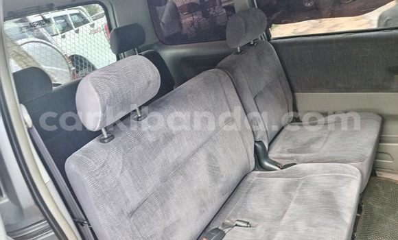 Acheter Occasion Voiture Toyota Noah Autre à Bugiri, Est Acheter Occasion Voiture Toyota Noah Autre à Bugiri, Est