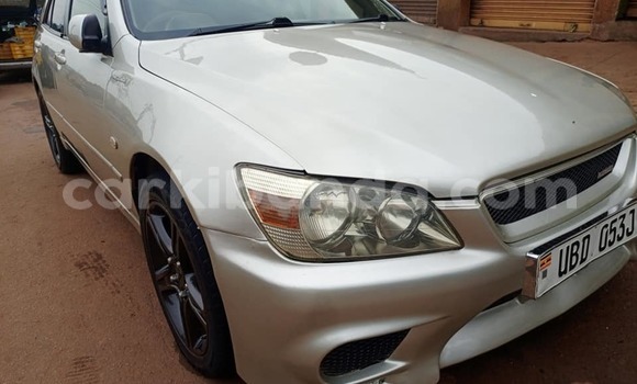 Buy Used Toyota Altezza White Car in Arua in Uganda Buy Used Toyota Altezza White Car in Arua in Uganda