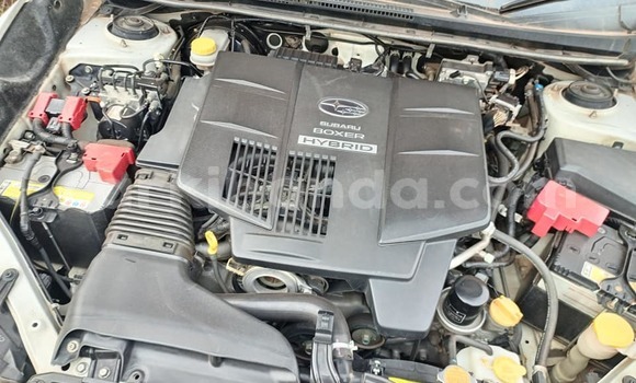 Acheter Occasion Voiture Subaru XV Blanc à Bundibugyo, Occidental Acheter Occasion Voiture Subaru XV Blanc à Bundibugyo, Occidental