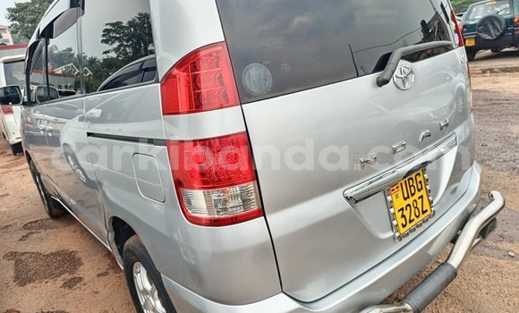 Acheter Occasion Voiture Toyota Noah Autre à Bugembe, Est Acheter Occasion Voiture Toyota Noah Autre à Bugembe, Est