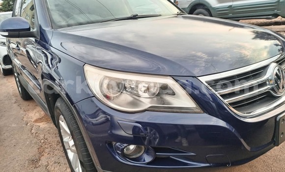 Acheter Occasion Voiture Volkswagen Tiguan Noir à Bombo, Central Acheter Occasion Voiture Volkswagen Tiguan Noir à Bombo, Central