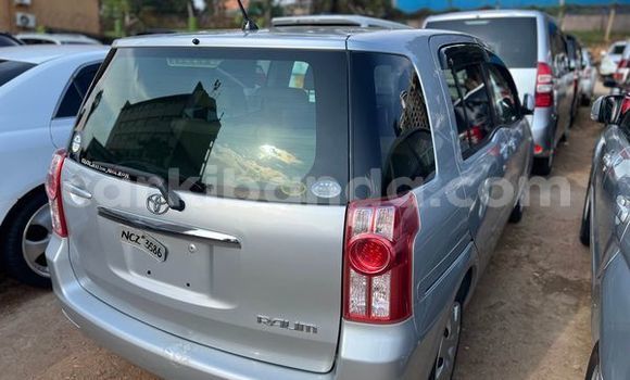 Acheter Occasion Voiture Toyota Raum Autre à Kampala, Ouganda Acheter Occasion Voiture Toyota Raum Autre à Kampala, Ouganda