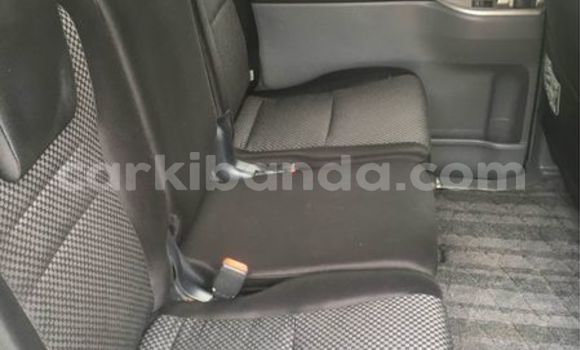 Acheter Occasion Voiture Toyota Noah Autre à Kampala, Ouganda Acheter Occasion Voiture Toyota Noah Autre à Kampala, Ouganda