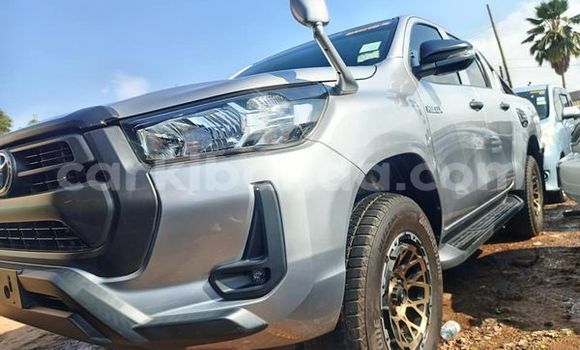 Gura Yakoze Toyota Hilux Other Imodoka i Kampala mu Uganda