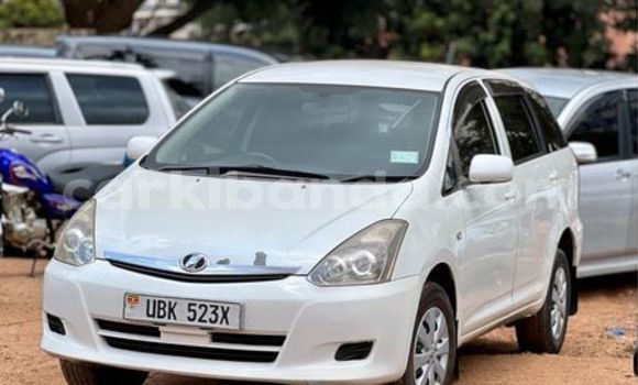 Acheter Occasion Voiture Toyota Noah Autre à Kampala, Ouganda Acheter Occasion Voiture Toyota Noah Autre à Kampala, Ouganda