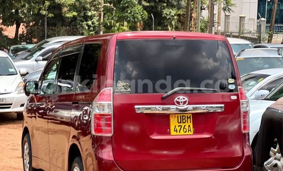 Acheter Occasion Voiture Toyota Noah Autre à Kampala, Ouganda Acheter Occasion Voiture Toyota Noah Autre à Kampala, Ouganda