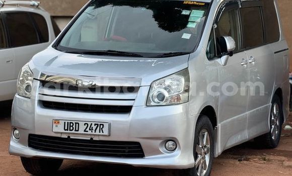 Acheter Occasion Voiture Toyota 4Runner Autre à Kampala, Ouganda Acheter Occasion Voiture Toyota 4Runner Autre à Kampala, Ouganda