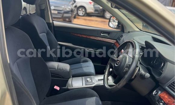 Acheter Occasion Voiture Hyundai Centennial Autre à Kampala, Ouganda Acheter Occasion Voiture Hyundai Centennial Autre à Kampala, Ouganda