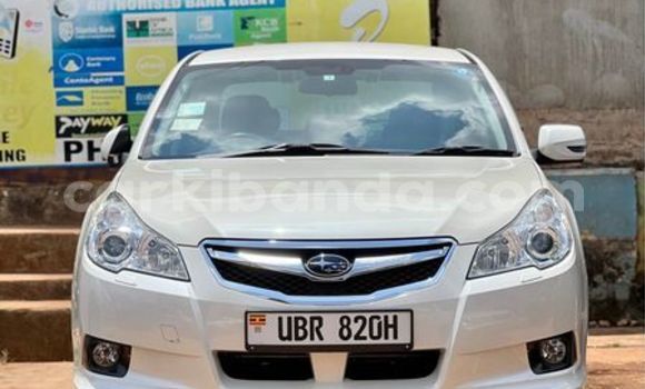 Nunua Ilio tumika Toyota Allion Nyeupe Gari ndani ya Kampala nchini Uganda Nunua Ilio tumika Toyota Allion Nyeupe Gari ndani ya Kampala nchini Uganda