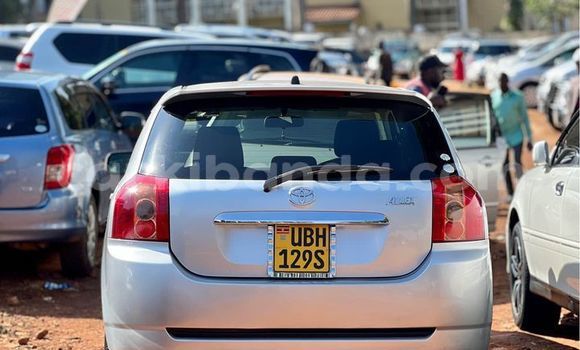 Acheter Occasion Voiture Toyota Allex Autre à Kampala, Ouganda Acheter Occasion Voiture Toyota Allex Autre à Kampala, Ouganda