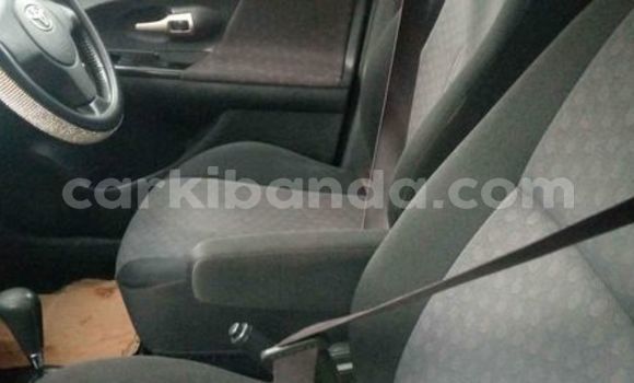 Gura Yakoze Toyota IST Other Imodoka i Kampala mu Uganda Gura Yakoze Toyota IST Other Imodoka i Kampala mu Uganda