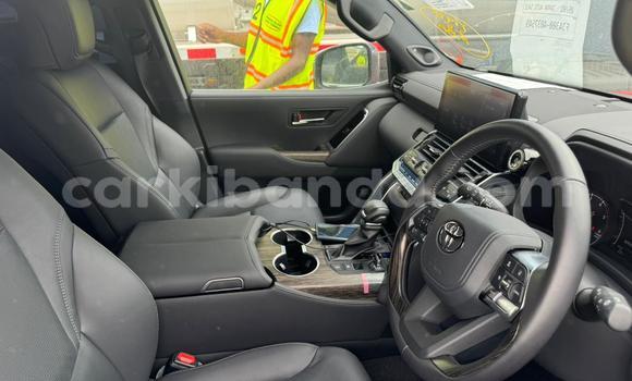 Buy New ZX Landmark Black Car in Busia in Uganda Buy New ZX Landmark Black Car in Busia in Uganda