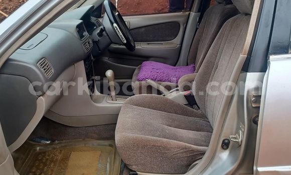 Acheter Occasion Voiture Toyota Sai Autre à Kampala, Ouganda Acheter Occasion Voiture Toyota Sai Autre à Kampala, Ouganda