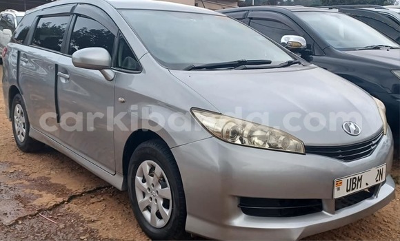 Gura Yakoze Toyota Wish Other Imodoka i Bundibugyo mu Western