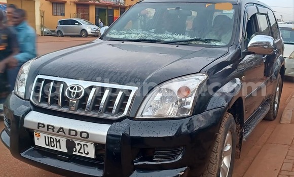 Buy Used Toyota Land Cruiser Prado Black Car in Bombo in Central Buy Used Toyota Land Cruiser Prado Black Car in Bombo in Central