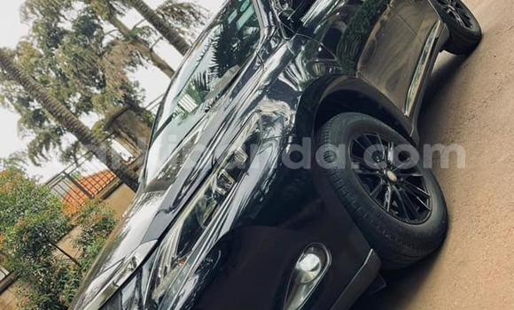 Acheter Occasion Voiture Toyota Harrier Noir à Bugiri, Est Acheter Occasion Voiture Toyota Harrier Noir à Bugiri, Est