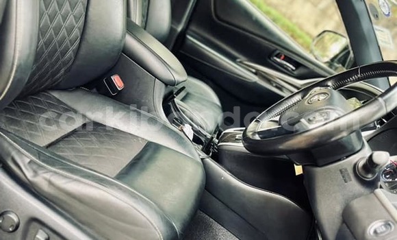 Acheter Occasion Voiture Toyota Harrier Noir à Bugiri, Est Acheter Occasion Voiture Toyota Harrier Noir à Bugiri, Est