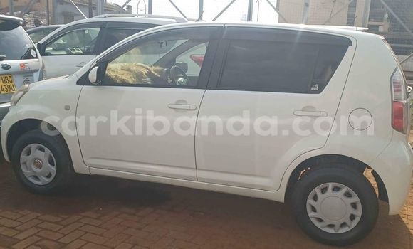 Acheter Occasion Voiture Toyota Paseo Blanc à Bugiri, Est Acheter Occasion Voiture Toyota Paseo Blanc à Bugiri, Est
