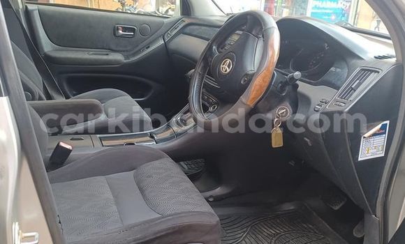 Acheter Occasion Voiture Toyota Kluger Autre à Bombo, Central Acheter Occasion Voiture Toyota Kluger Autre à Bombo, Central